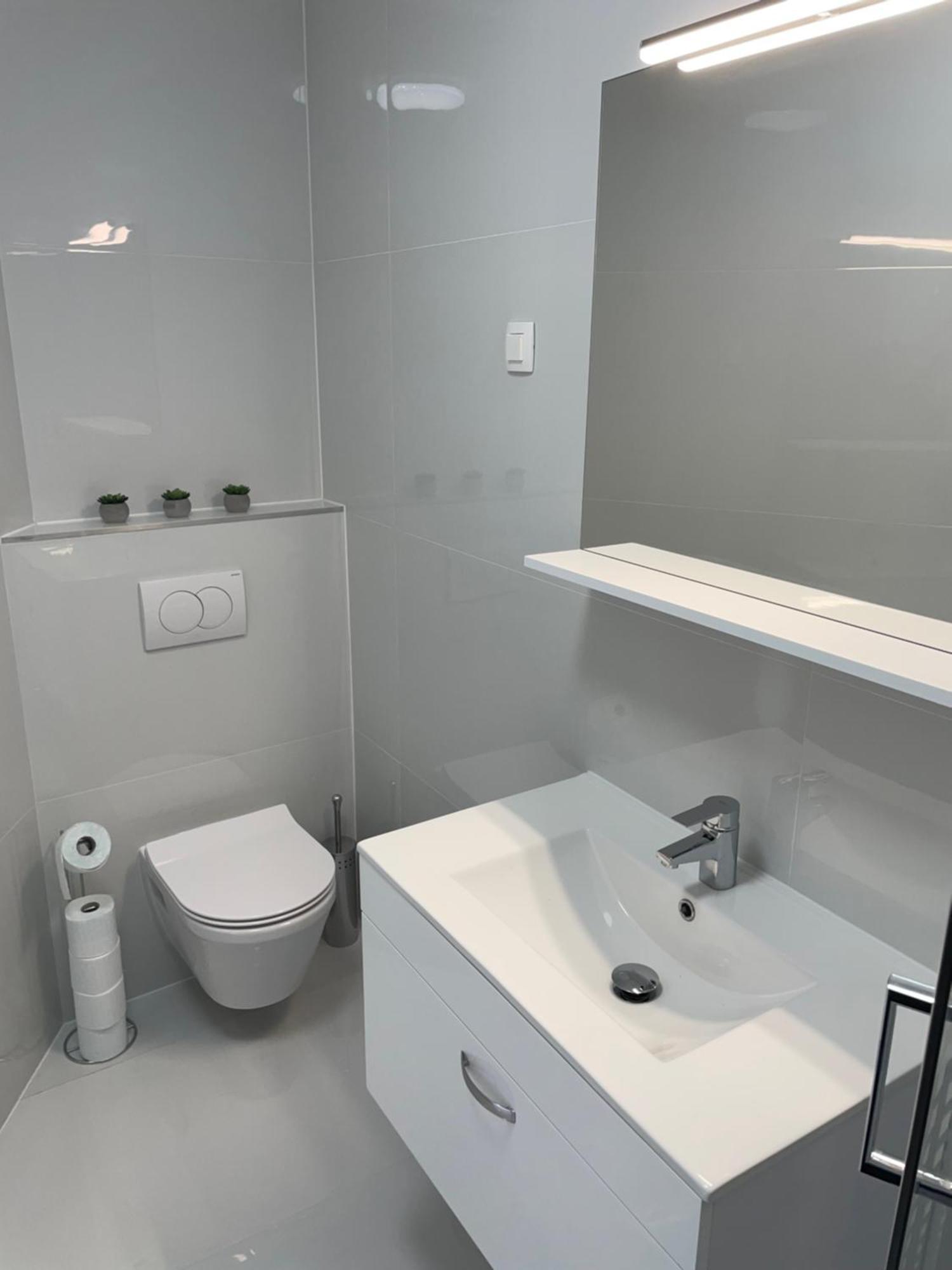 Apartment White Zagreb - Private Parking&Garage Екстериор снимка